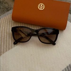 Tory burch sunglasses with case